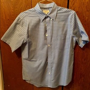 St. John’s Bay men’s short sleeve shirt.